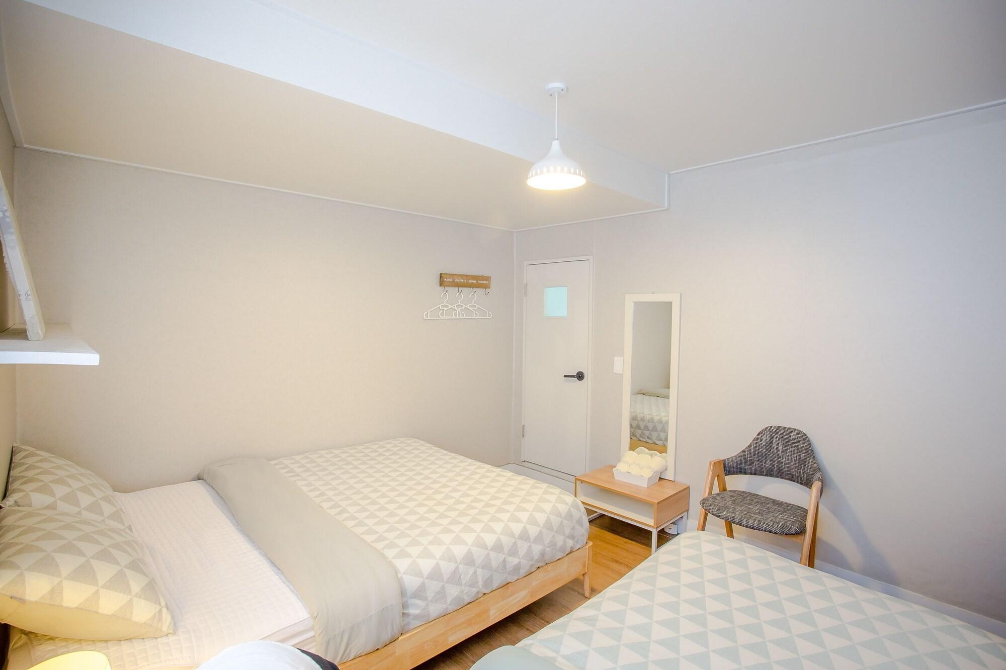 Hostel Vanilla 2 Dongdaemun Seoul Exterior photo